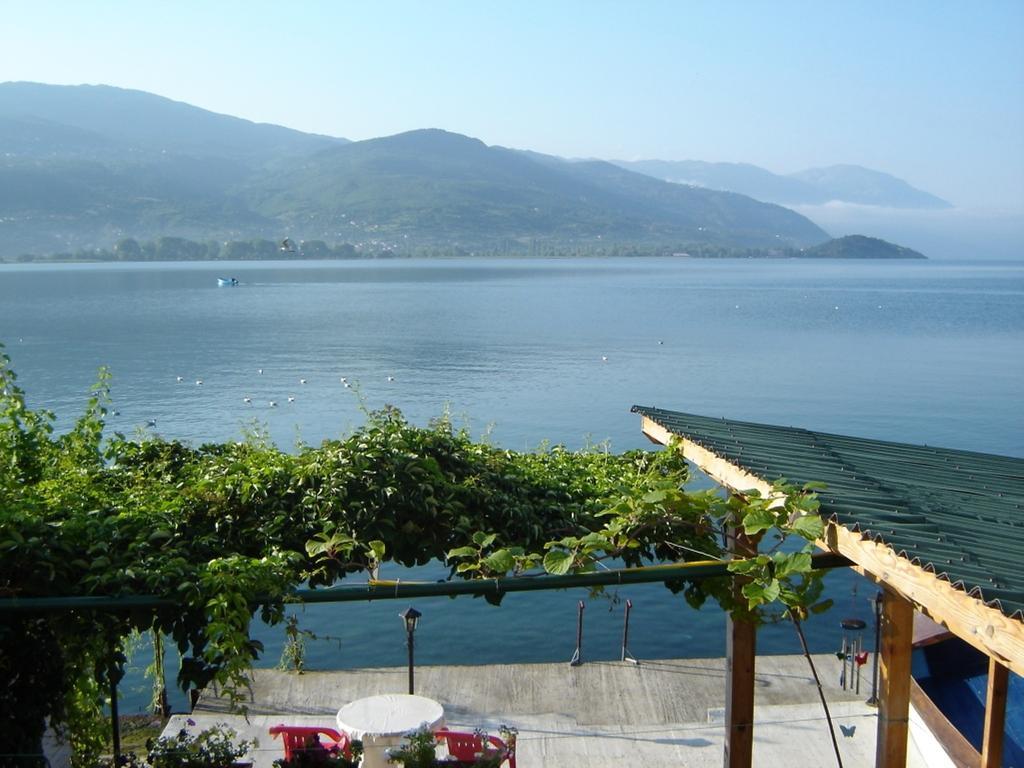 'By The Lake' Apartments Ohrid Extérieur photo